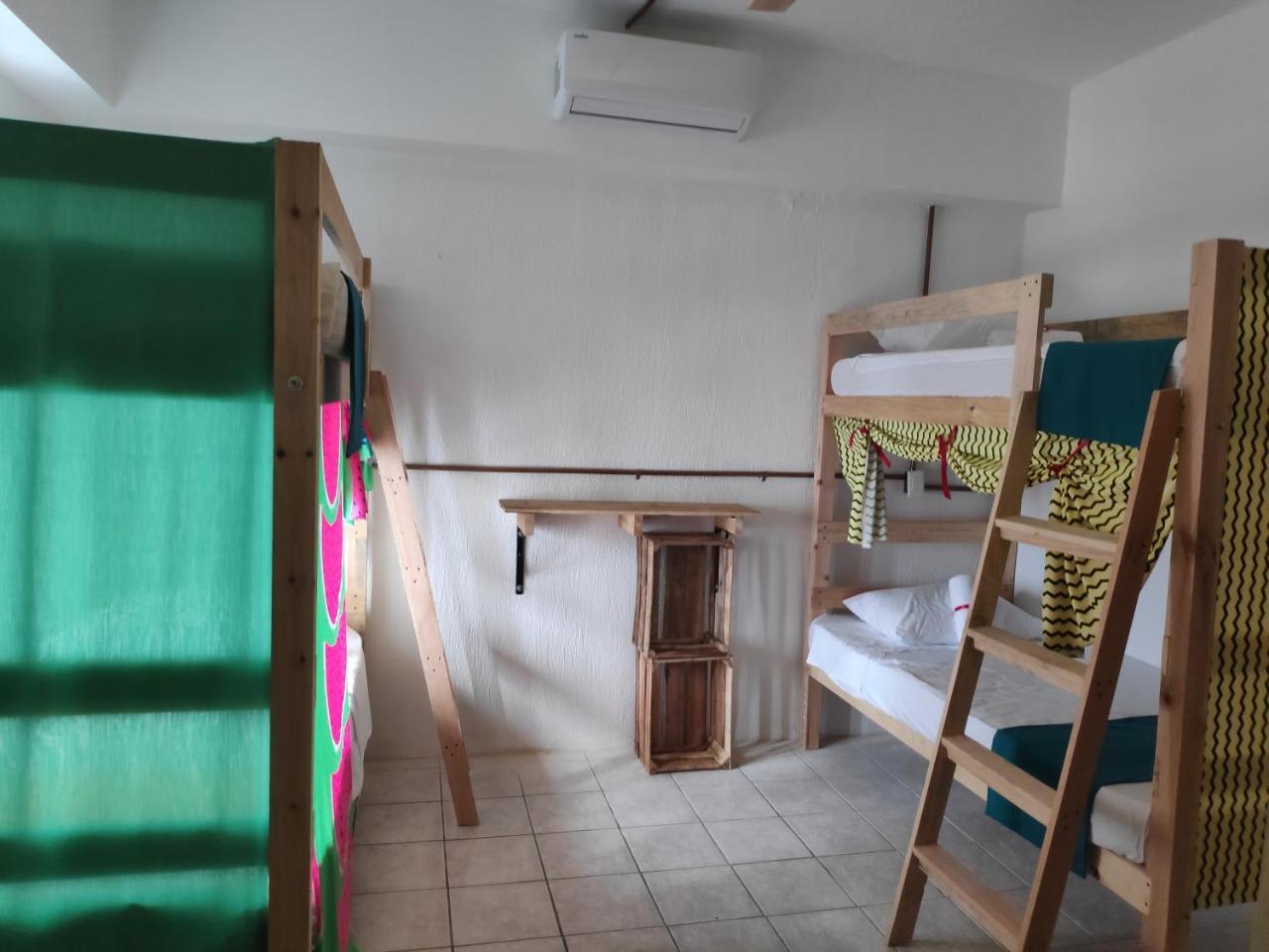 Morenita Linda Hostel Cancún Zewnętrze zdjęcie